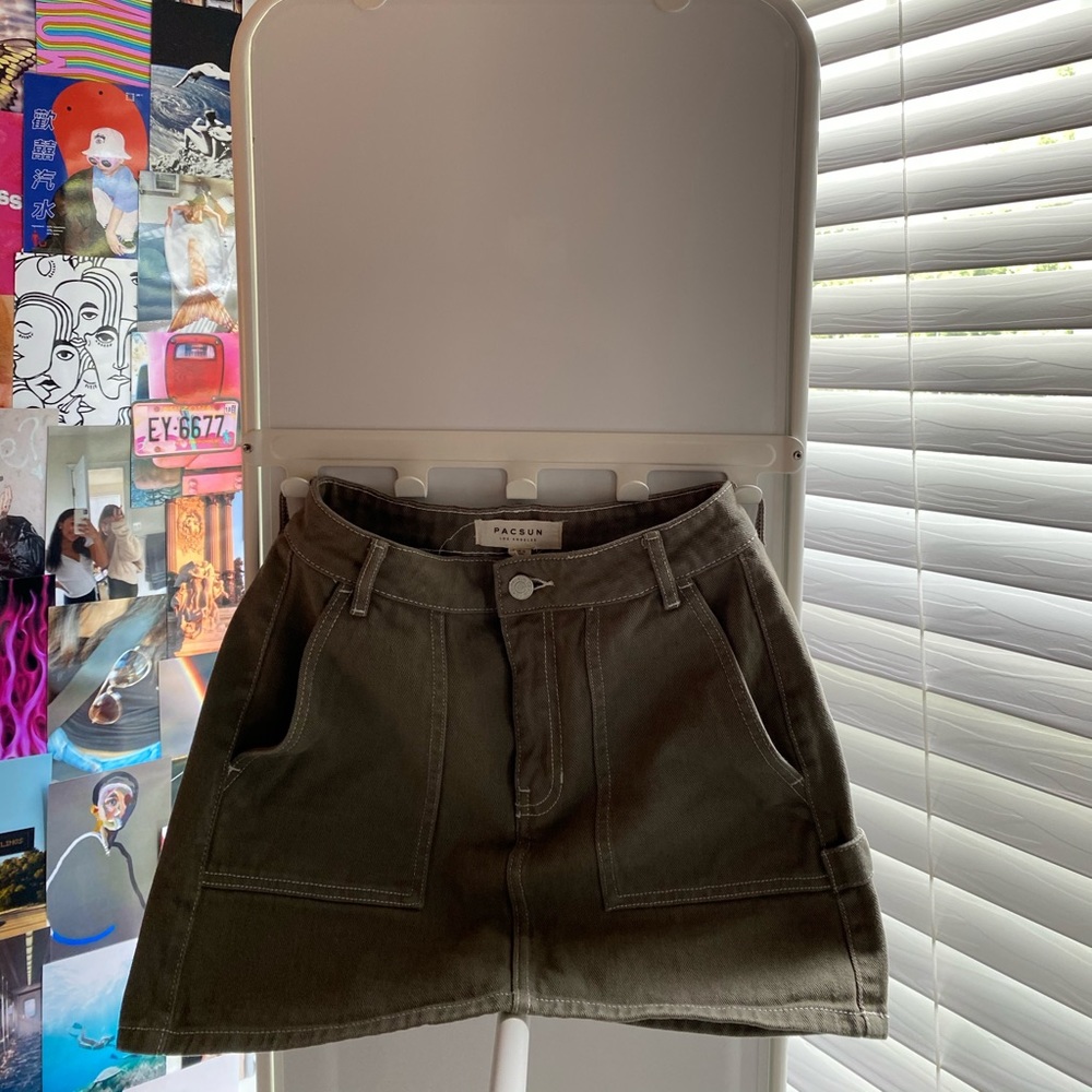 pacsun mini cargo skirt